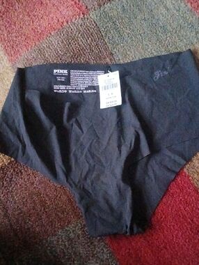 PINK Victoria's Secret Black Seamless Hipster Panty